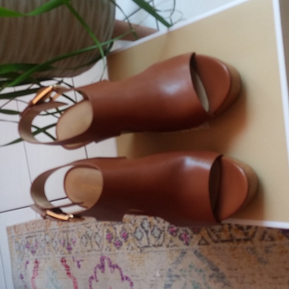 Michael Kors Joesphine Wedge Sandals - Picture 2 of 5